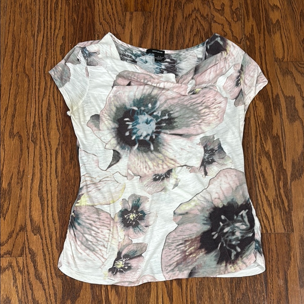 DKNY Jeans, Women's, Floral Casual Shirt, Size M
